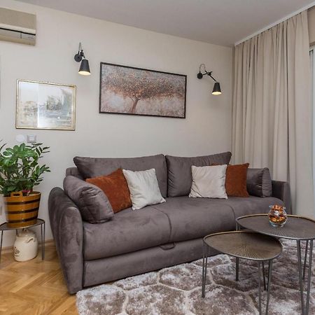 Chic Apartment Zoja Near Beach With Free Parking Makarska Exterior foto